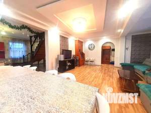 Дом 220м², 2-этажный, посуточно, 