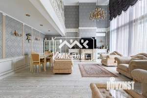 Таунхаус 520м², 3-этажный, на длительный срок, 
