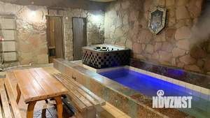 Дом 450м&sup2;, 3-этажный, посуточно, 