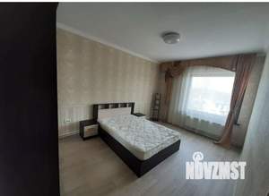 Коттедж 180м², 2-этажный, на длительный срок, 