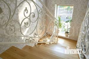 Коттедж 220м², 2-этажный, на длительный срок, 