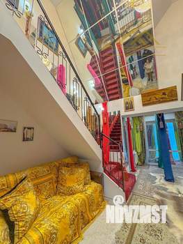 Дом 500м&sup2;, 2-этажный, на длительный срок, 