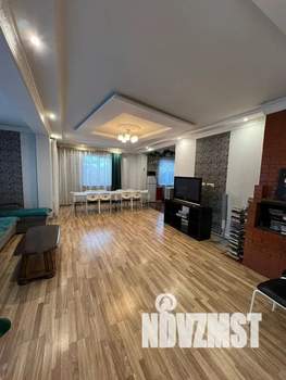 Дом 220м², 2-этажный, посуточно, 