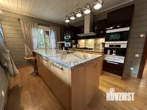 Дом 333м², 2-этажный, на длительный срок, 