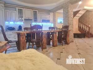 Дом 200м², 2-этажный, посуточно, 