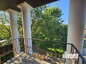 Дом 450м², 3-этажный, посуточно, 
