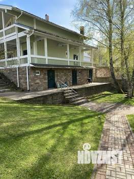 Дом 241м², 2-этажный, на длительный срок, 