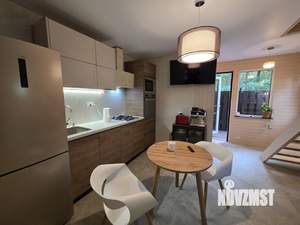 Дом 50м², 2-этажный, на длительный срок, 