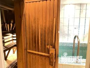 Дом 240м&sup2;, 2-этажный, посуточно, 