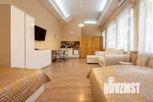 Дом 250м&sup2;, 2-этажный, посуточно, 