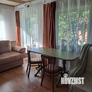 Дом 30м², 2-этажный, на длительный срок, 