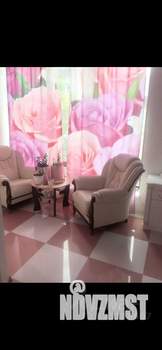 Таунхаус 240м², 3-этажный, на длительный срок, 