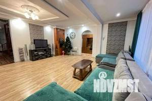 Дом 225м², 2-этажный, посуточно, 