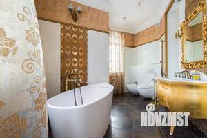 Дом 530м&sup2;, 3-этажный, посуточно, 