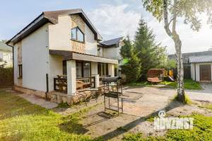 Дом 200м², 2-этажный, посуточно, 