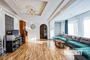 Дом 220м², 2-этажный, посуточно, 