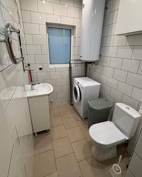 Дом 77м², 2-этажный, на длительный срок, 