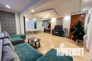 Дом 225м², 2-этажный, посуточно, 