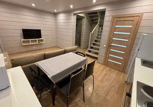 Дом 77м², 2-этажный, на длительный срок, 