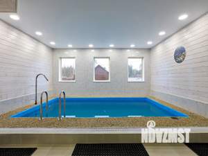 Дом 350м&sup2;, 2-этажный, посуточно, 