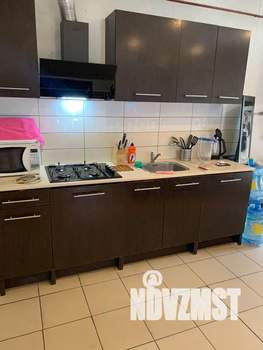 Дом 65м&sup2;, 2-этажный, посуточно, 