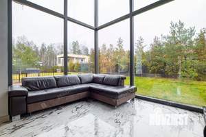 Коттедж 300м², 2-этажный, на длительный срок, 