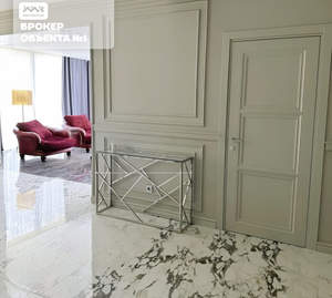 Дом 220м&sup2;, 2-этажный, на длительный срок, 