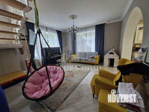 Дом 220м², 2-этажный, на длительный срок, 