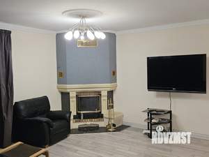 Коттедж 180м², 2-этажный, на длительный срок, 