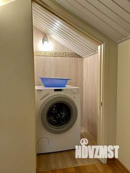 Коттедж 200м², 3-этажный, на длительный срок, 