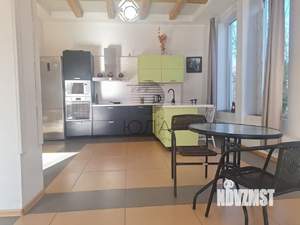 Дом 120м&sup2;, 2-этажный, на длительный срок, 