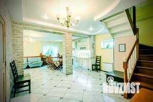 Дом 241м², 2-этажный, посуточно, 