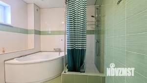 Дом 200м&sup2;, 2-этажный, посуточно, 