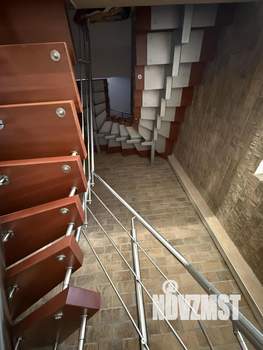 Таунхаус 140м², 3-этажный, на длительный срок, 