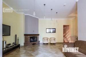 Таунхаус 155м², 3-этажный, на длительный срок, 