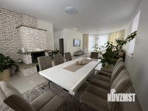 Дом 230м², 2-этажный, на длительный срок, 