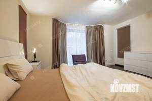 Коттедж 300м², 2-этажный, на длительный срок, 