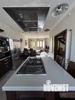 Таунхаус 260м², 4-этажный, на длительный срок, 