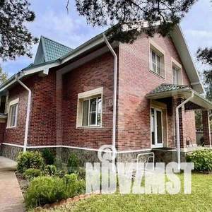 Коттедж 186м², 2-этажный, участок 8 сот.  