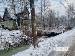 Дом 49м², 2-этажный, участок 6 сот.  