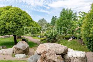 Дом 473м², 3-этажный, участок 12 сот.  