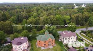 Коттедж 531м², 3-этажный, участок 14 сот.  