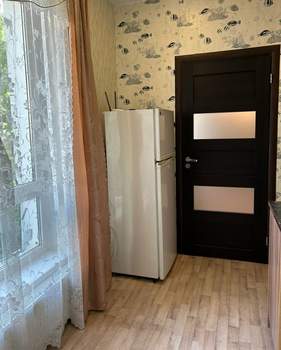 Дом 720м², 3-этажный, участок 12 сот.  