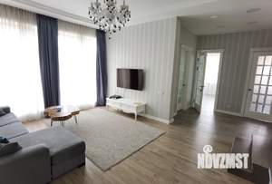 Коттедж 200м², 2-этажный, участок 7 сот.  