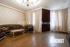Таунхаус 300м², 4-этажный, участок 2 сот.  