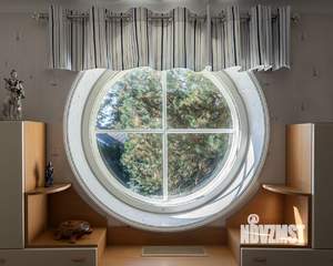 Дом 570м&sup2;, 2-этажный, участок 32 сот.  