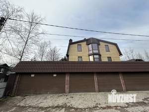 Таунхаус 241м², 3-этажный, участок 13 сот.  