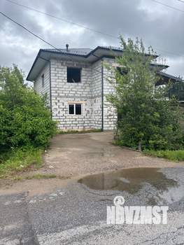 Дом 300м², 2-этажный, участок 12 сот.  