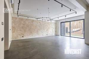 Таунхаус 358м&sup2;, 3-этажный, участок 300 сот.  