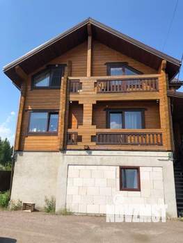 Дом 229м², 3-этажный, участок 7 сот.  